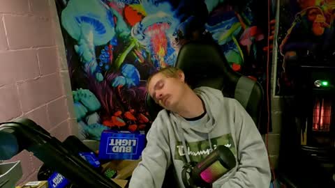 Greenlungs8195 online show from December 27, 8:02 am