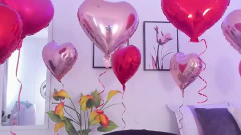 Snapshot of grettel__ chatting on February 12, 7:56 pm Gretel online show from February 12, 7:56 pm
