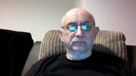 Master  Sir online show from December 11, 9:12 pm