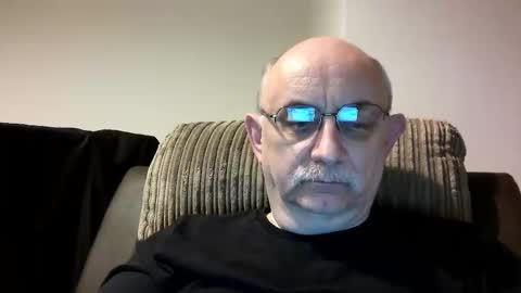 Master  Sir online show from December 16, 9:31 pm