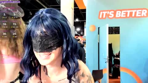       2 online show from April 10, 10:03 pm