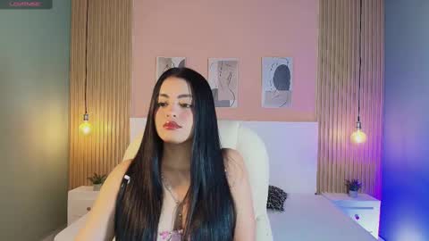 Snapshot of greys_gtan chatting on March 10, 4:17 am Greys Gaitan online show from March 10, 4:17 am