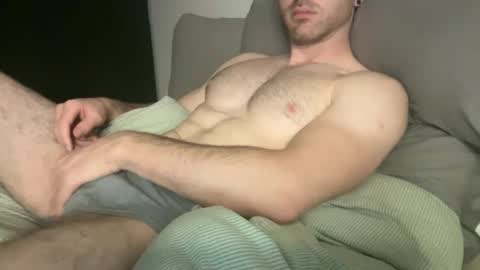 Snapshot of greyy_7 chatting on October 11, 9:29 pm greyy_7 online show from October 11, 9:29 pm