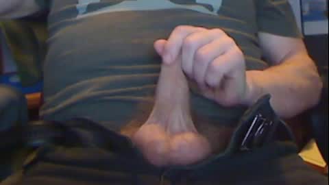 Snapshot of gruhahn chatting on February 26, 6:30 am DankMess online show from February 26, 6:30 am