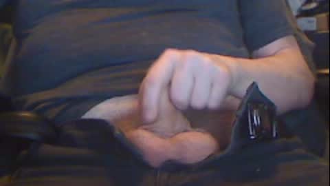 Snapshot of gruhahn chatting on February 8, 6:33 am DankMess online show from February 8, 6:33 am