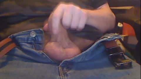 Snapshot of gruhahn chatting on December 13, 6:31 am DankMess online show from December 13, 6:31 am