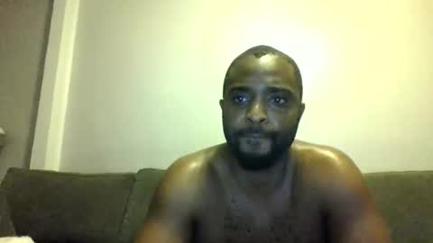 guessssmymiddlename online show from May 24, 1:35 am
