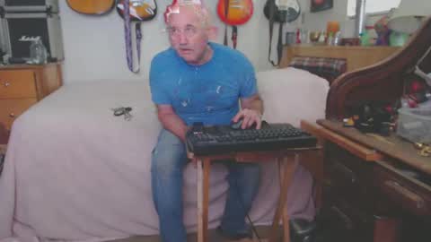 Mario online show from February 27, 7:26 pm