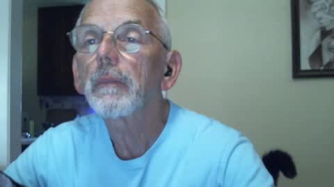 Roy online show from December 3, 2:22 pm