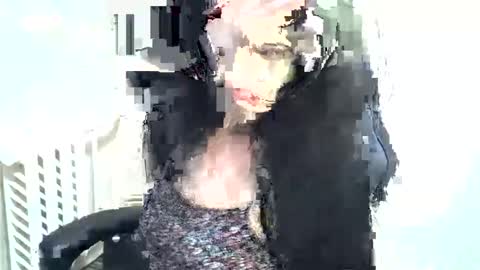 Snapshot of gusumah chatting on February 11, 12:25 pm GusumAh online show from February 11, 12:25 pm
