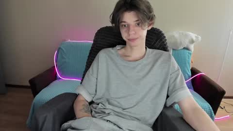 guy_liam1 online show from February 1, 1:09 pm