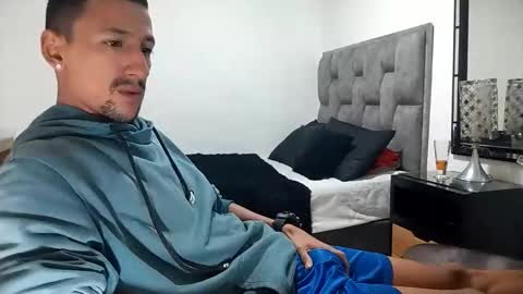 karim online show from March 9, 10:41 am