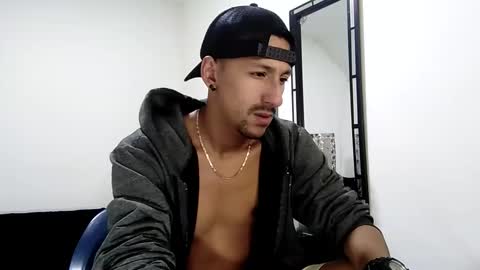 karim online show from February 1, 11:21 am