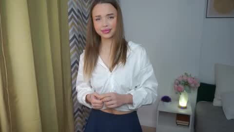 Kira  online show from December 16, 7:26 am