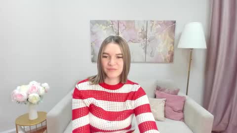 gwensmitt online show from November 6, 12:13 am