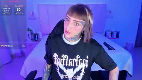 gyal_8_ online show from February 25, 5:22 am