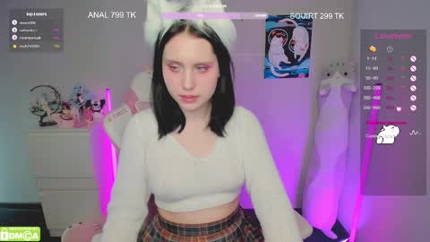 Snapshot of gylaxie chatting on February 13, 3:14 pm online show from February 13, 3:14 pm