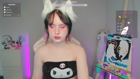 Snapshot of gylaxie chatting on February 7, 8:55 am online show from February 7, 8:55 am