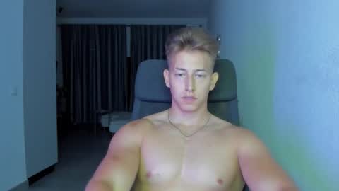 Oliver online show from November 29, 12:18 am