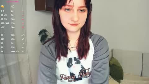 Kelly  Lilly online show from November 28, 6:37 pm