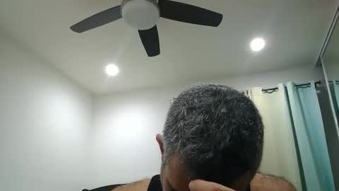 h0nest84 online show from November 7, 5:21 am