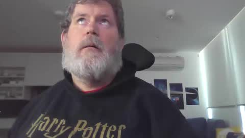 Snapshot of h20976 chatting on January 2, 3:37 am h20976 online show from January 2, 3:37 am
