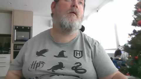 Snapshot of h20976 chatting on December 26, 3:06 am h20976 online show from December 26, 3:06 am