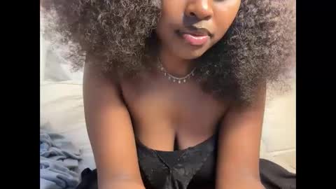 h_o_t_goddess online show from March 7, 5:18 am