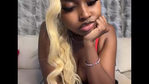 h_o_t_goddess online show from January 17, 5:17 am