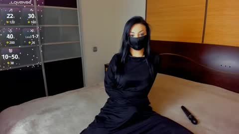 Linda online show from February 19, 2:33 am