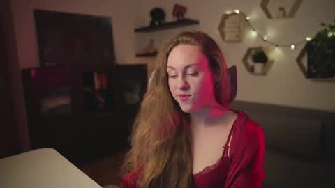 hahayessihaveone online show from October 19, 6:34 pm