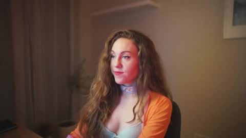 hahayessihaveone online show from November 3, 7:26 pm