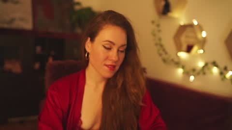 hahayessihaveone online show from January 20, 10:15 pm