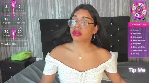 hailey_johnsonn online show from September 19, 1:15 pm
