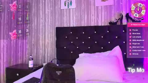 hailey_johnsonn online show from September 29, 11:53 am