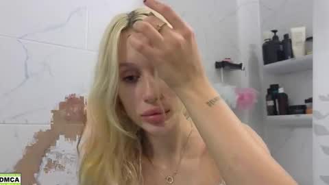 hailey_would online show from October 21, 10:02 pm