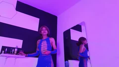 haileycat_ online show from September 9, 3:06 am