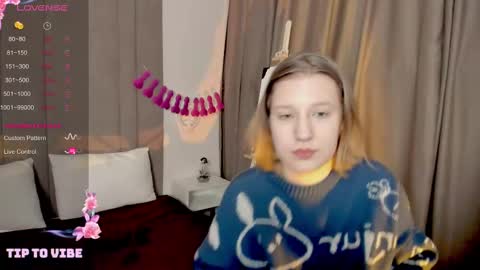 Snapshot of haileyfoxy chatting on February 26, 2:08 am Hailey online show from February 26, 2:08 am