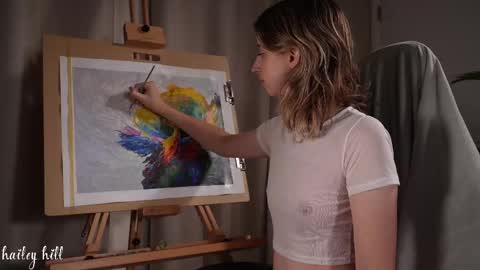 Snapshot of haileyhill chatting on September 12, 12:01 am HaileyHill online show from September 12, 12:01 am
