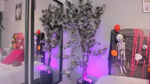 haileystonei online show from October 19, 11:26 am