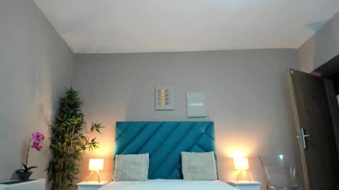 Hailey online show from October 3, 6:21 am