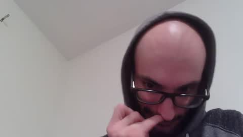 ZeffN online show from January 2, 2:33 am