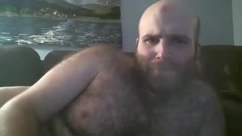 Snapshot of hairiestbear chatting on February 23, 9:44 am Hairiest Bear online show from February 23, 9:44 am