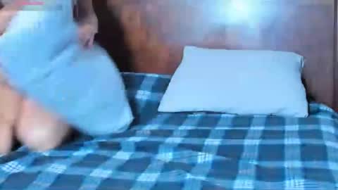 Snapshot of hairy_mommy chatting on March 12, 8:09 pm Christine - online show from March 12, 8:09 pm