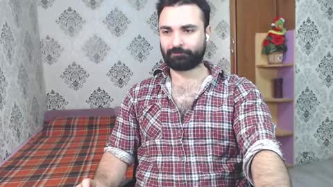 Hairy Tyler online show from January 21, 3:15 am