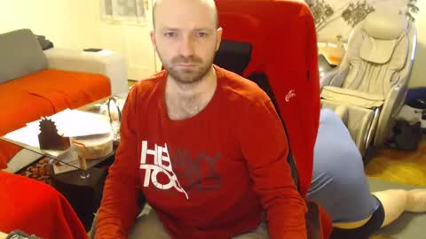 Snapshot of hairyass25yo chatting on February 16, 6:43 pm Puppy3 StockyDaddiesmusclebearsbeefybigmans online show from February 16, 6:43 pm