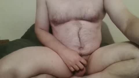 hairychest222141 online show from April 7, 6:26 am