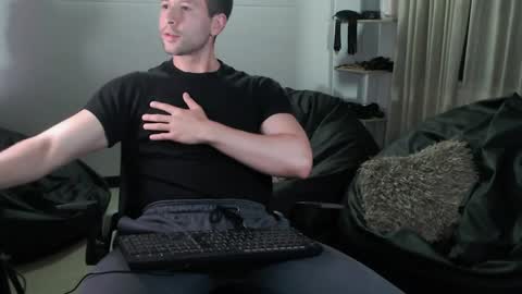 hairyncuteass online show from January 26, 12:37 am