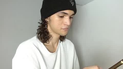 Snapshot of halan_jr chatting on February 25, 11:48 pm halan online show from February 25, 11:48 pm