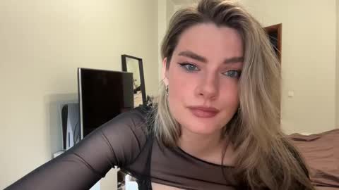 Snapshot of haley_rune chatting on February 9, 10:20 am haley_rune online show from February 9, 10:20 am